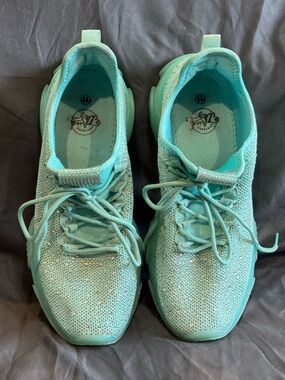 Southern Fried Chics mint green with rhinstone detail all over sz 11